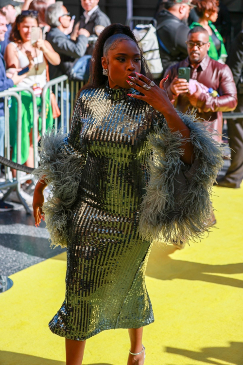 Jennifer Hudson Arrives at iHeartRadio Music Awards in Hollywood 2