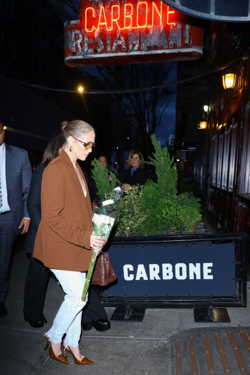 Jennifer Lopez Out for Dinner at Carbone in New York 2