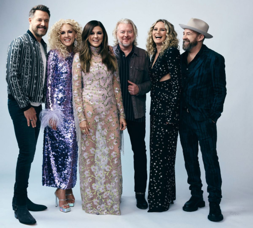 Jennifer Nettles at CMT Music Awards Portraits 2024 5