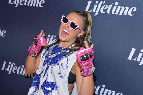 JoJo Siwa at Dance Moms The Reunion Premiere in New York 5