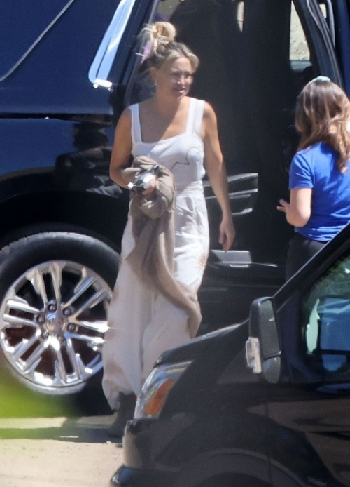 Kate Hudson on Set of Untitled Basketball Project in Los Angeles