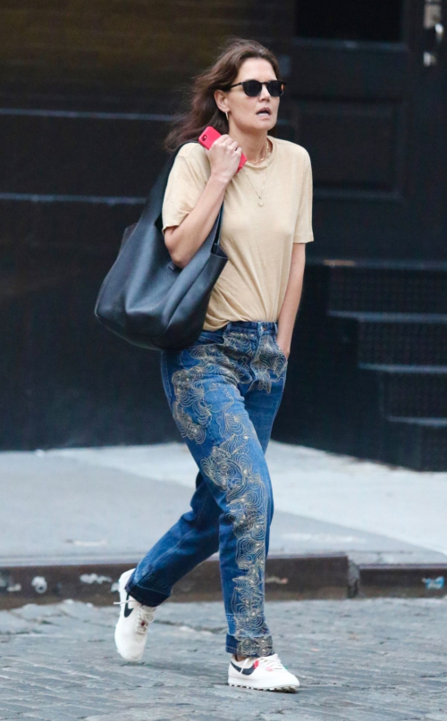 Katie Holmes Out and About in New York City 2