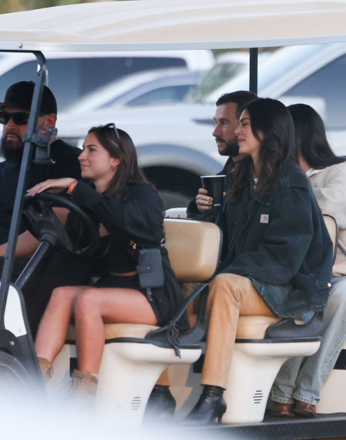 Kendall Jenner on a Golf Cart to Watch Morgan Wallen’s Stagecoach Set in Indio 1