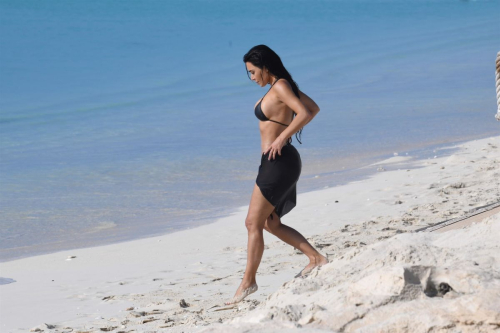 Kim Kardashian in Bikini at Beach in Turks and Caicos 1