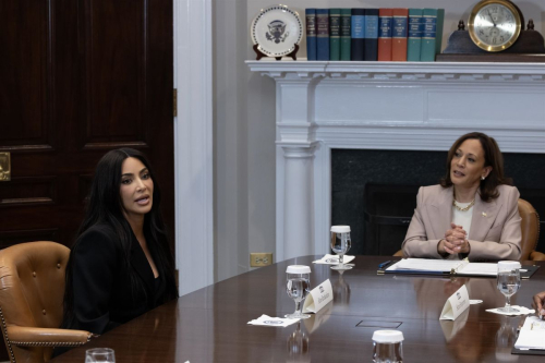 Kim Kardashian Joins Kamala Harris for Criminal Justice Reform Discussion 5