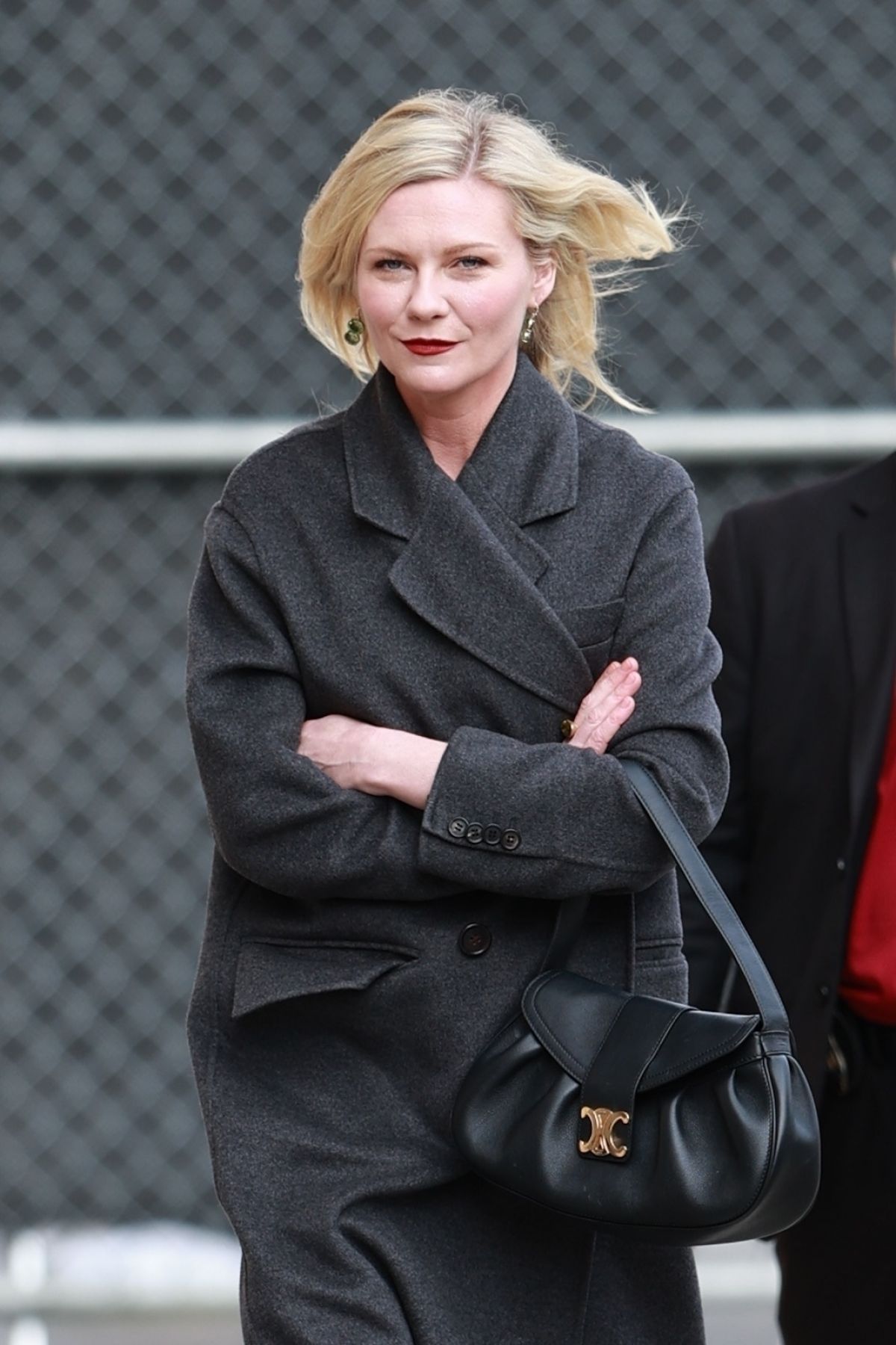 Kirsten Dunst Arrives at Jimmy Kimmel Live! in Los Angeles