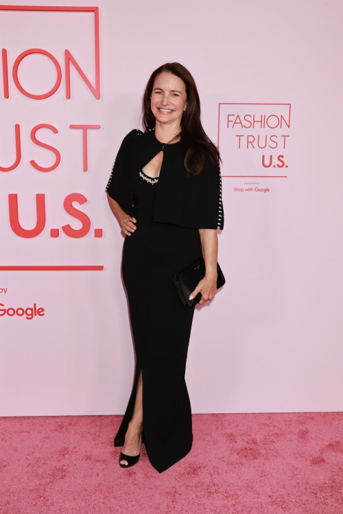 Kristin Davis at Fashion Trust US Awards in Beverly Hills 1