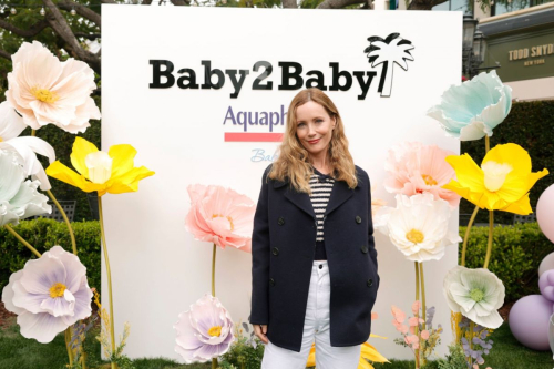 Leslie Mann at Baby2Baby Mother’s Day Celebration in Los Angeles 1