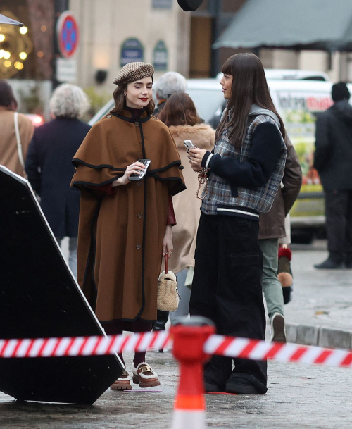 Lily Collins on the Set of Emily in Paris in Paris 2