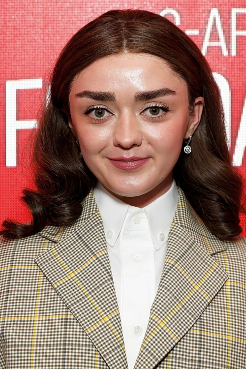 Maisie Williams at Sag-Aftra Foundation Screening and Q&A of The New Look in New York 6