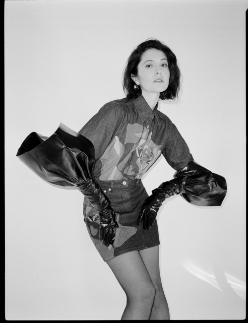 Mary Elizabeth Winstead Featured in ContentMode Magazine 8