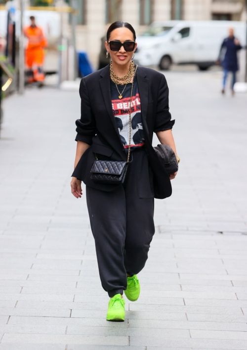 Myleene Klass Arrives at Smooth Radio Studio in London 6