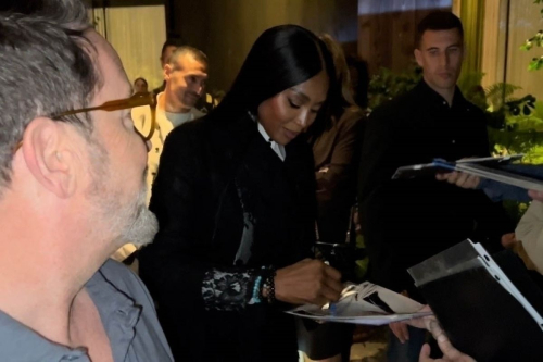 Naomi Campbell Takes Time for Fans in Hollywood 5