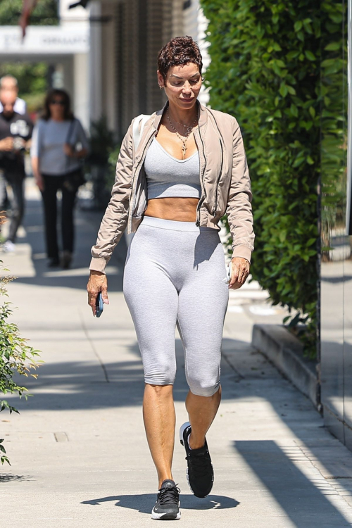 Nicole Murphy Out for Lunch in Beverly Hills 2