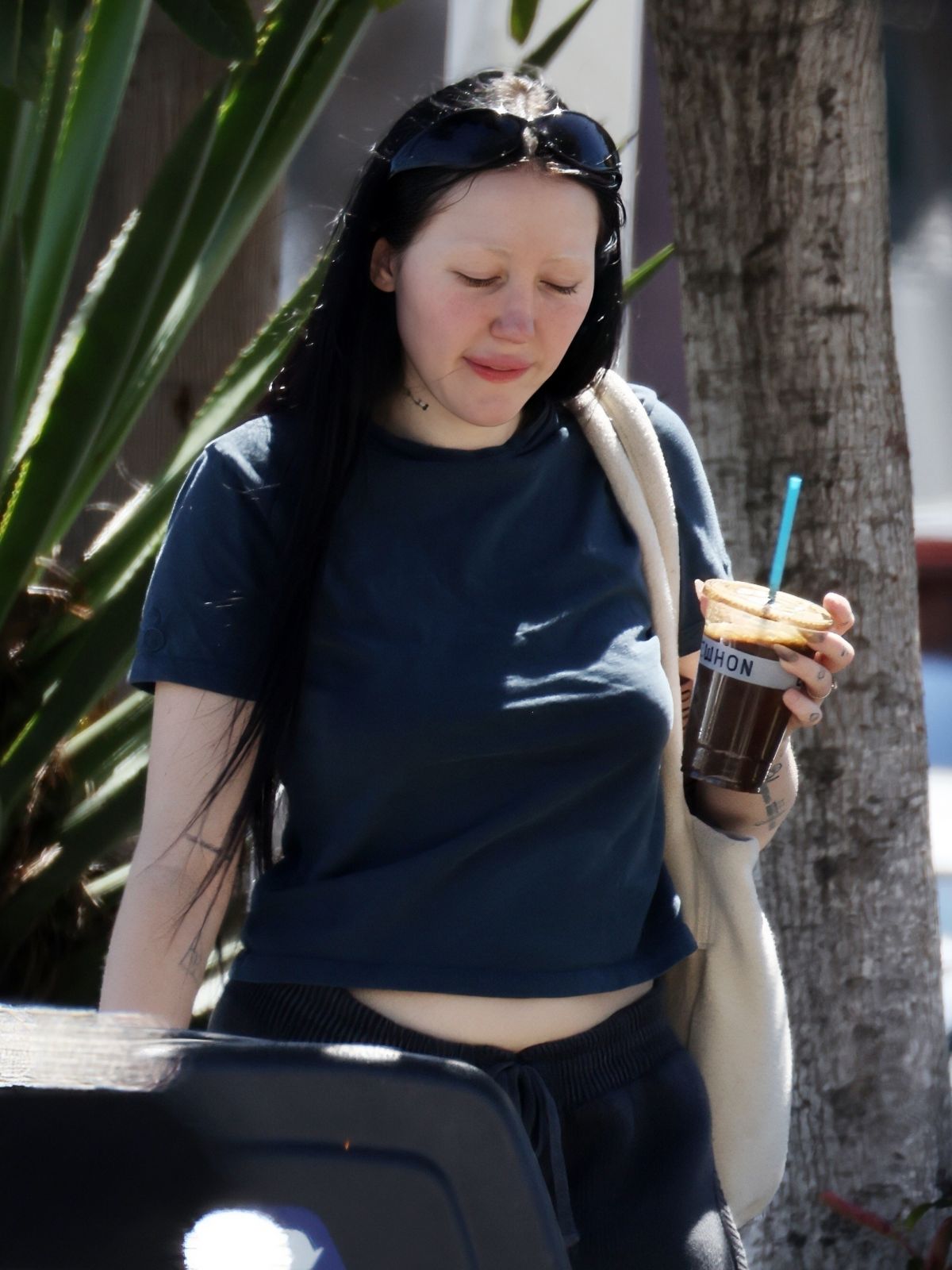 Noah Cyrus Enjoys Coffee Date with Friends in Los Angeles