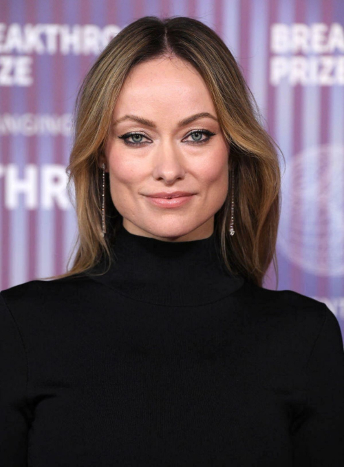 Olivia Wilde at Breakthrough Prize Ceremony in Los Angeles 1