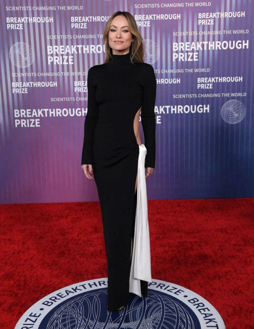 Olivia Wilde at Breakthrough Prize Ceremony in Los Angeles 5