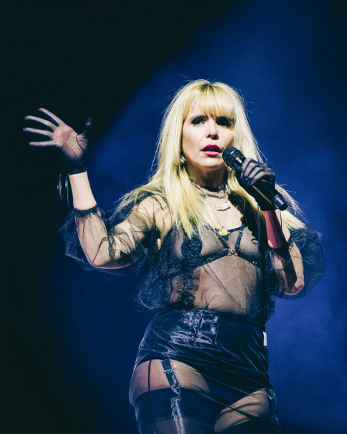 Paloma Faith Performs at City Hall in Sheffield 2