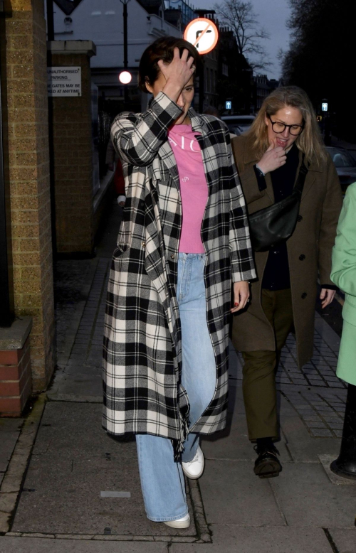 Phoebe Waller-Bridge Arrives at Gala Night of 39 Steps Play in Richmond Theatre in London 5