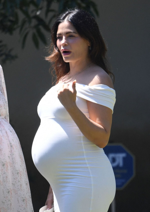 Pregnant Jenna Dewan Arrives at Baby Shower in Los Feliz 3