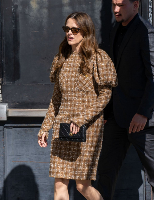 Riley Keough Arrives at Jimmy Kimmel Live in Los Angeles 4