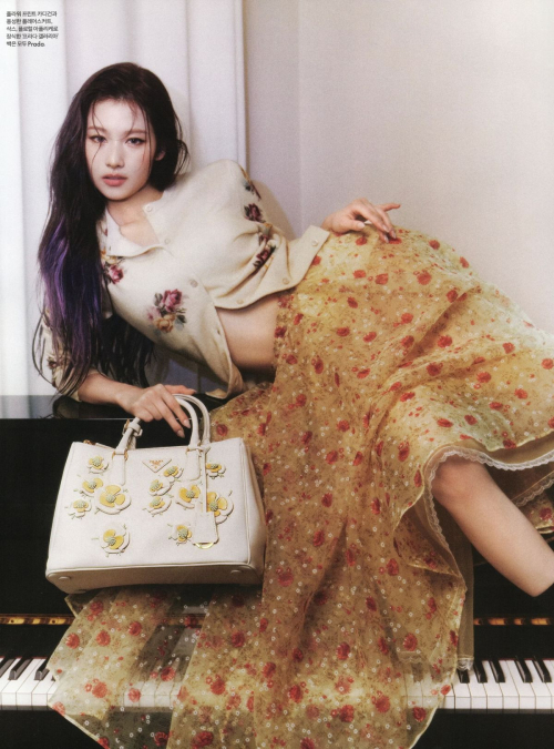 Sana for Elle Korea May 2024 7