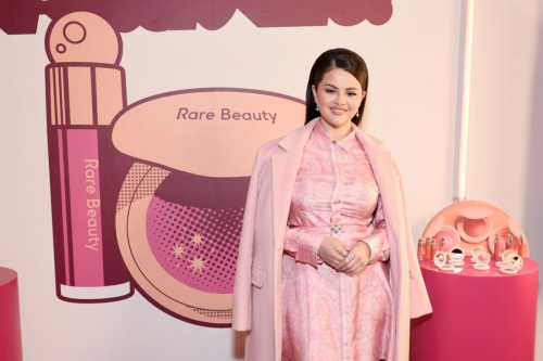 Selena Gomez Celebrates Launch of Rare Beauty’s Soft Pinch Luminous Powder Blush Collection in New York 6