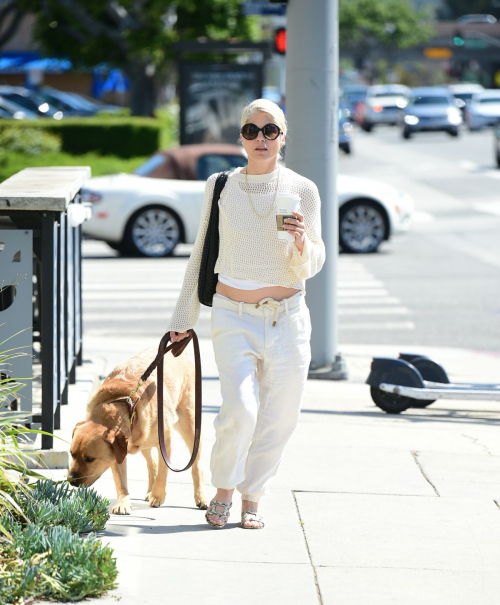 Selma Blair Grabs Coffee with Her Dog in Los Angeles 1