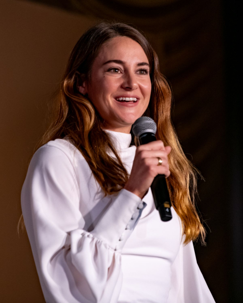 Shailene Woodley at Conservation International Gala in New York 3