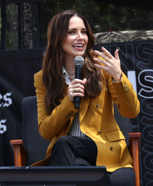 Sophia Bush at Los Angeles Times Festival of Books 4