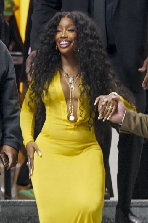 SZA Departs from iHeartRadio Music Awards in Hollywood 1