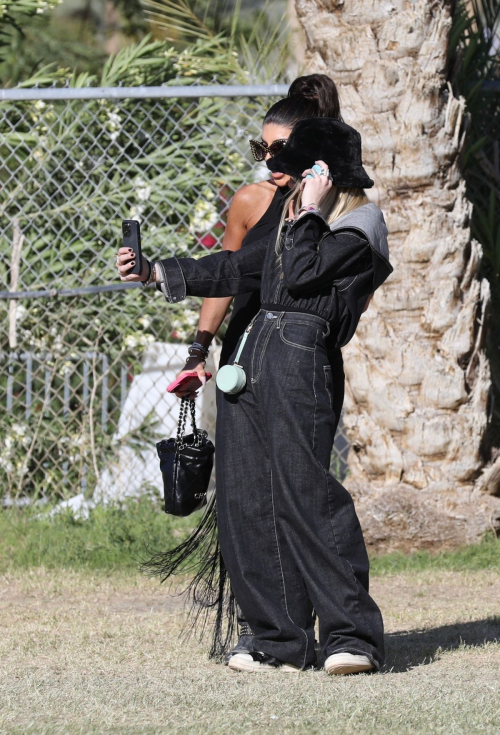 Teresa Giudice Graciously Takes Selfies with Fans at Coachella