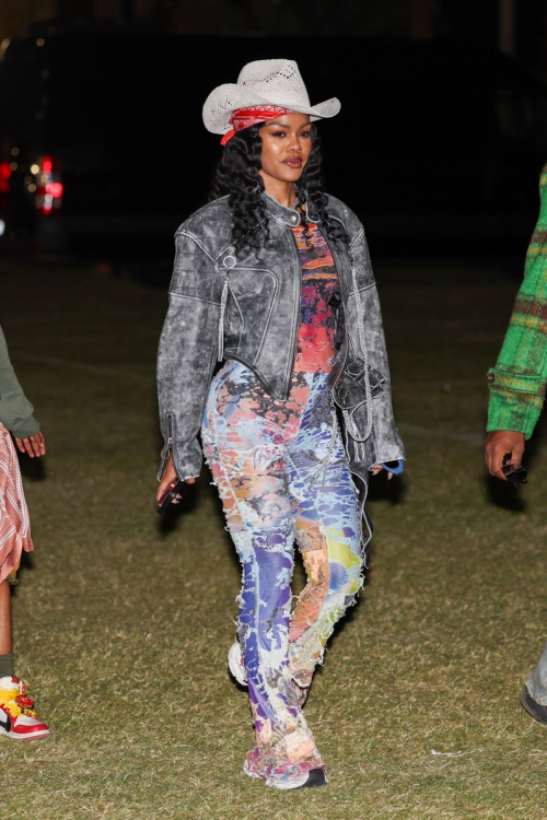 Teyana Taylor Rocks a Cowgirl Ensemble at Coachella 4