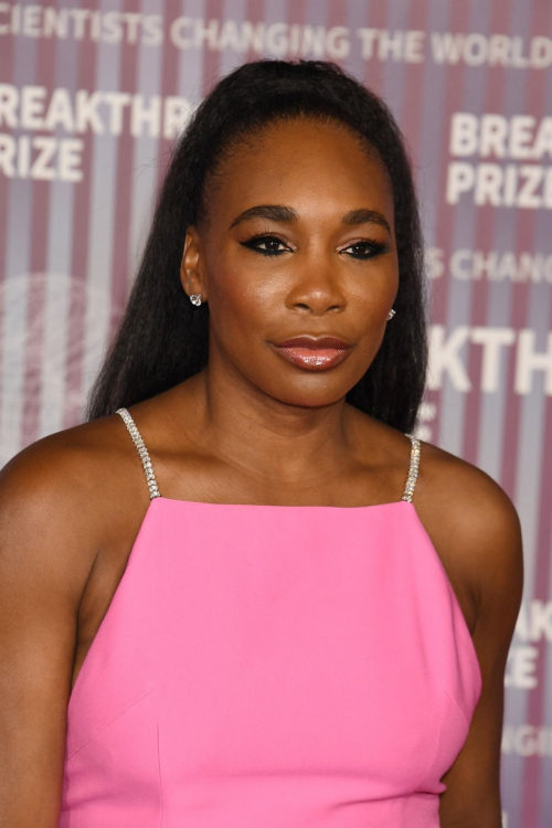 Venus Williams Graces Breakthrough Prize Ceremony in Los Angeles 5