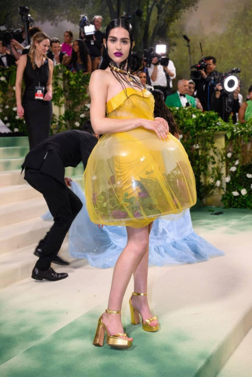 Amelia Hamlin at Met Gala Celebrating Sleeping Beauties in New York 2