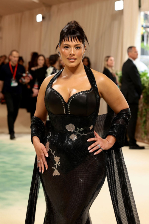 Ashley Graham at Met Gala Celebrating Sleeping Beauties in New York 3