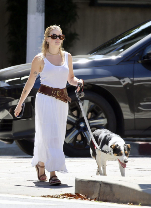 Ava Phillippe Walking Her Dog in Los Angeles 5