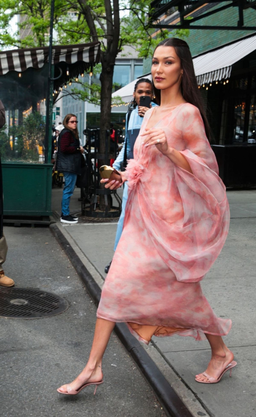 Bella Hadid Leaves Hotel in New York 1