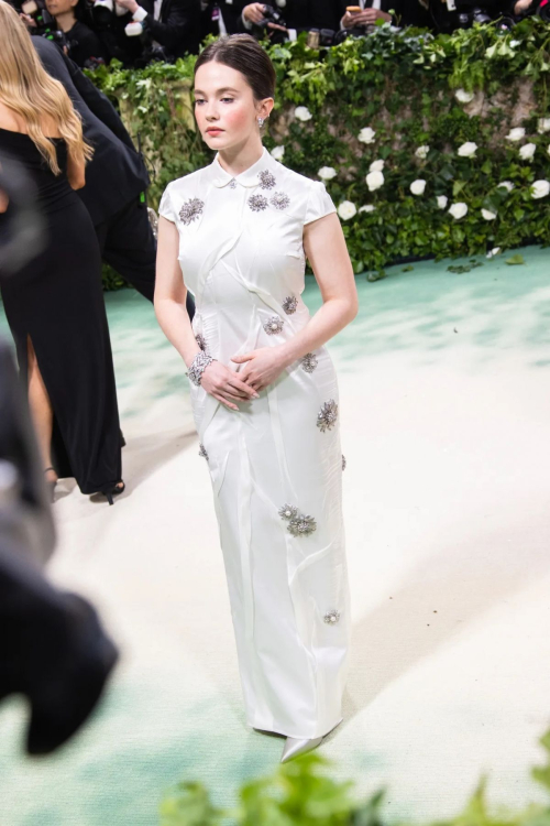 Cailee Spaeny at Met Gala Celebrating Sleeping Beauties in New York 1