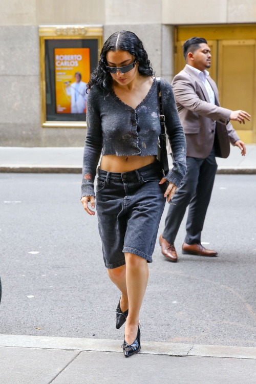 Charli XCX Arrives at NBC Studios in New York 4