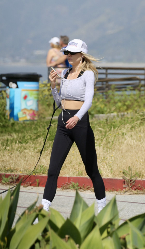 Charlotte McKinney Out with Dog at Beach in Santa Monica 8