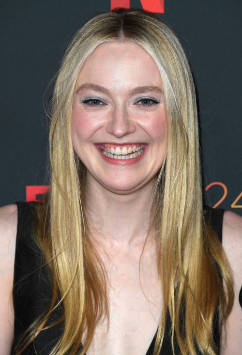 Dakota Fanning at Atas Official Screening of Ripley in Los Angeles 1