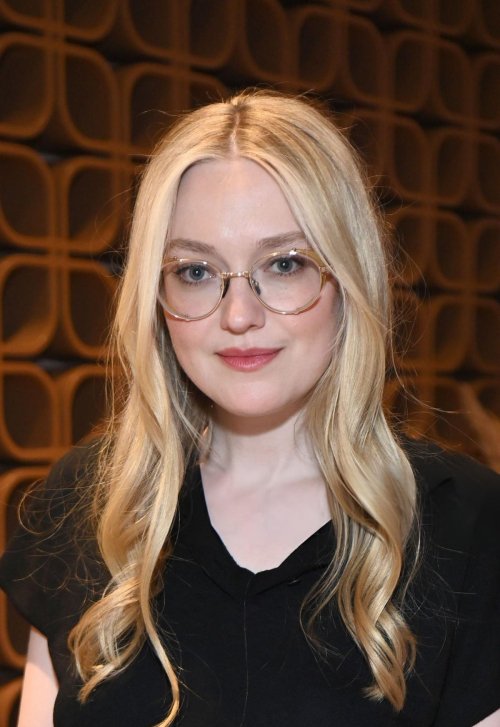 Dakota Fanning at Sag-aftra Foundation Conversations Presents Ripley in Los Angeles 4