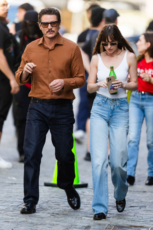 Dakota Johnson Filming Materialists in New York 5