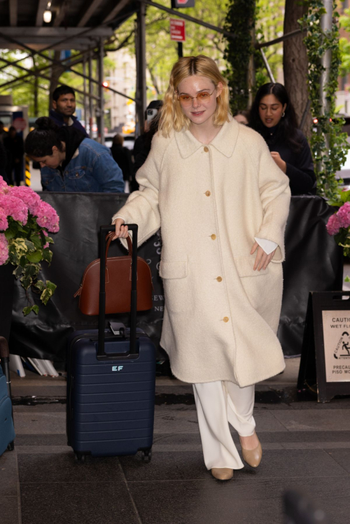 Elle Fanning Arrives at Carlyle Hotel in New York 5