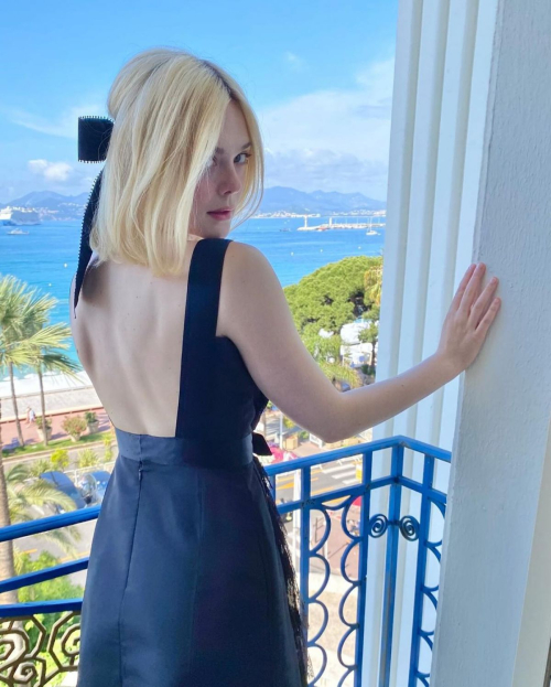 Elle Fanning Cannes 2024 Photoshoot May 2024 4