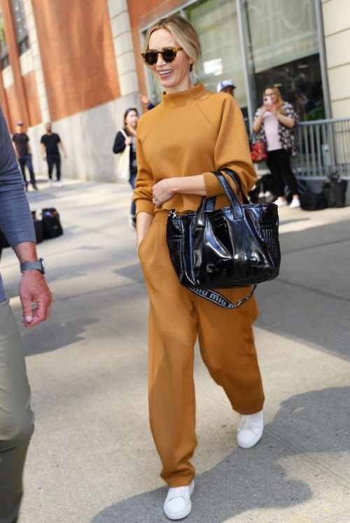 Emily Blunt Leaves Drew Barrymore Show in New York 6