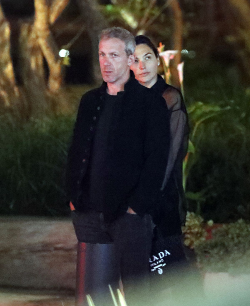 Gal Gadot Celebrates 39th Birthday with Husband and Friends in Los Angeles 2