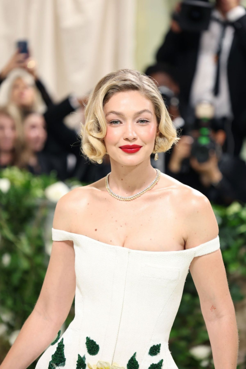 Gigi Hadid at Met Gala Celebrating Sleeping Beauties in New York 6