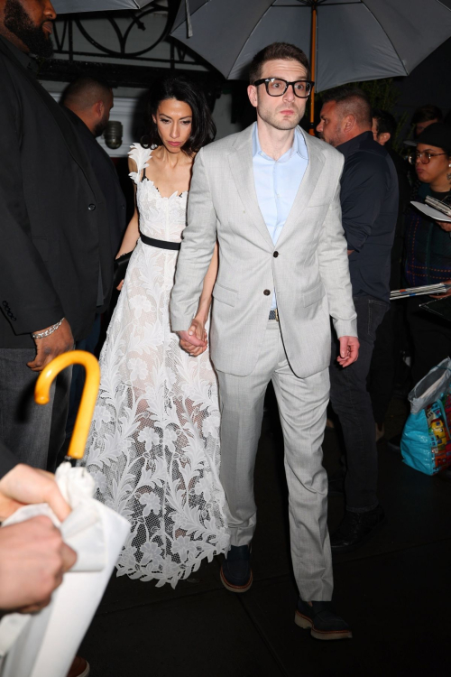 Huma Abedin at Anna Wintour’s Pre-Met Dinner in New York 4